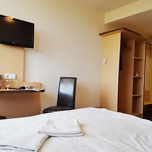 https://pest-inn.inbudapesthotels.com